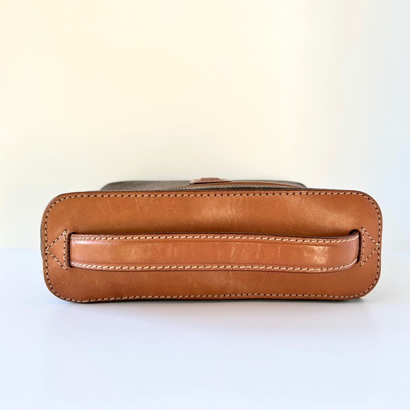 Celine vintage macadam vanity bag - Picture 8 of 12